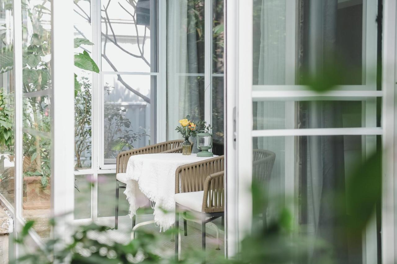 Shenzhen No'6 Garden Villa --French Window With Garden View,Close To Sea World &Shekou Ferry Port &K11 Ecoast &Subway Nearby ,Offer Western Food And Coffee &English Speaking With Tour Services Exterior foto