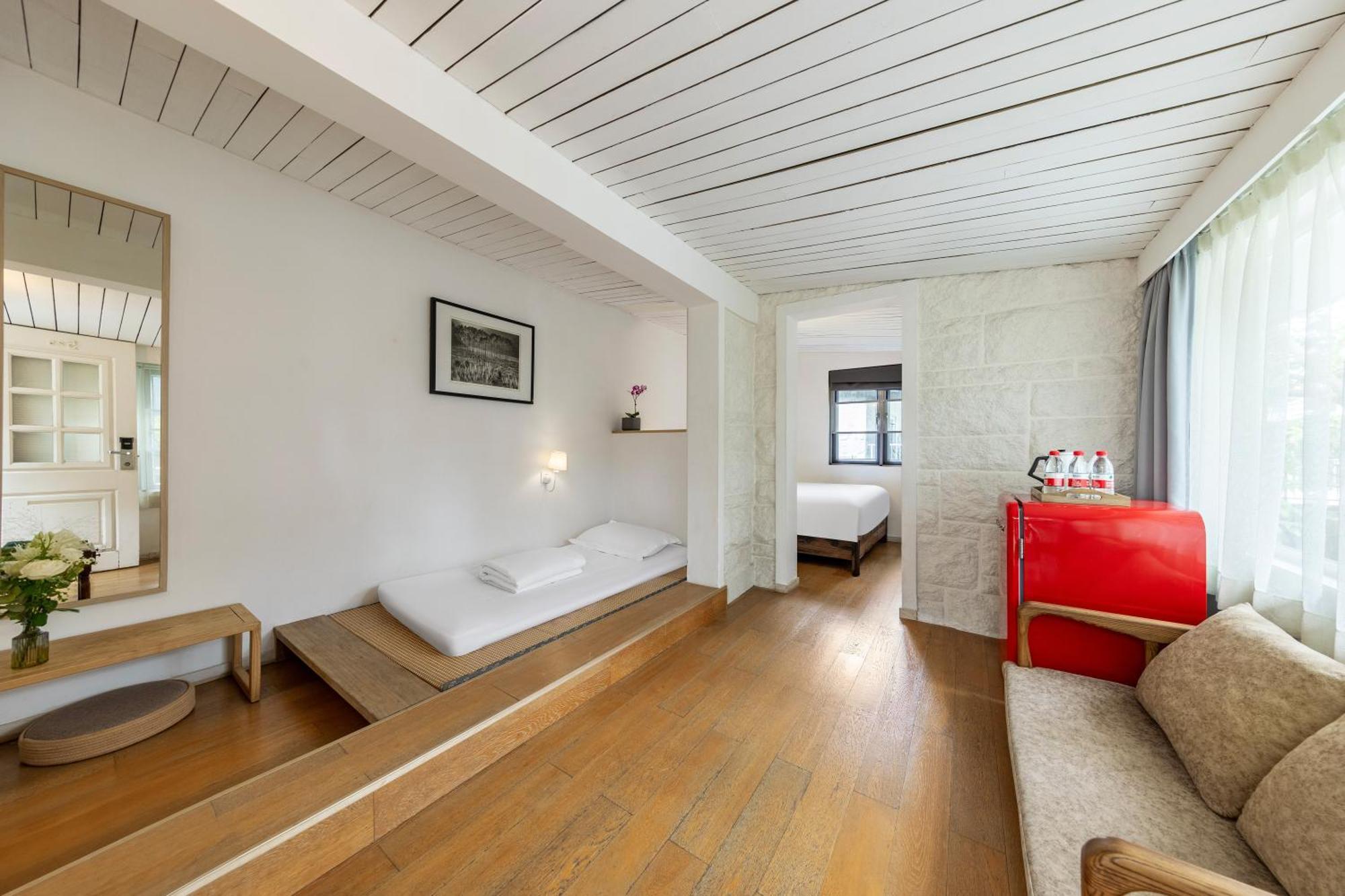 Shenzhen No'6 Garden Villa --French Window With Garden View,Close To Sea World &Shekou Ferry Port &K11 Ecoast &Subway Nearby ,Offer Western Food And Coffee &English Speaking With Tour Services Exterior foto